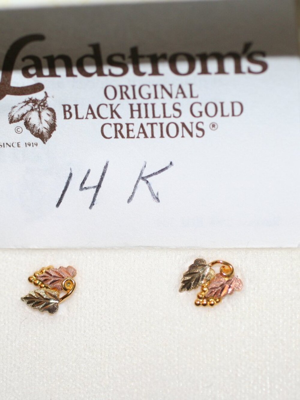 Landstroms 14K/10K Gold Black Hills Creator Grape Leaf Design Earrings NIB